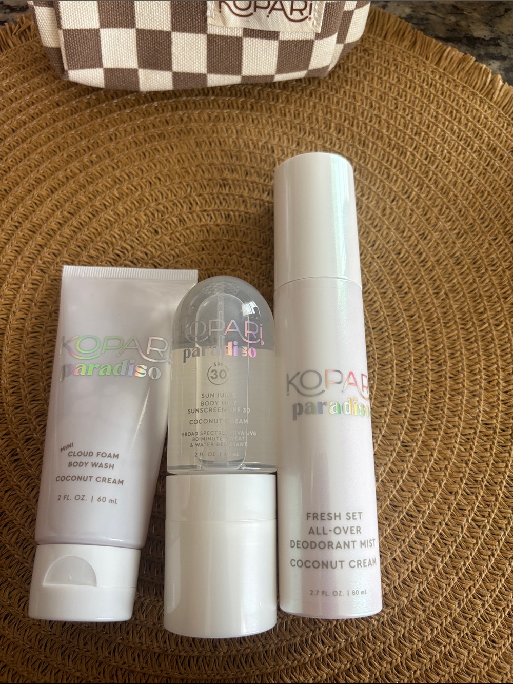 Kopari Paradiso Coconut Fresh Kit - NEVER USED box - Picture 3 of 3